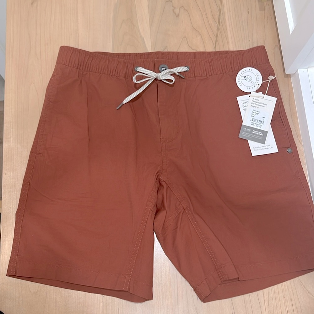 Vuori Ripstop Short in Dark Penny, Size L